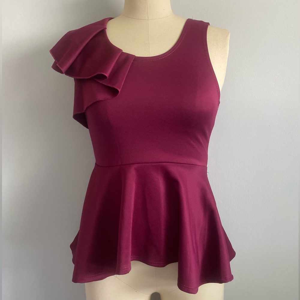 NEVER WORN Draped Plum Peplum Tank Top, US Size Small, Made in the USA